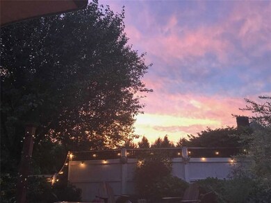 391 Kettle Pond Dr, Wakefield, RI 02879 - photo 2