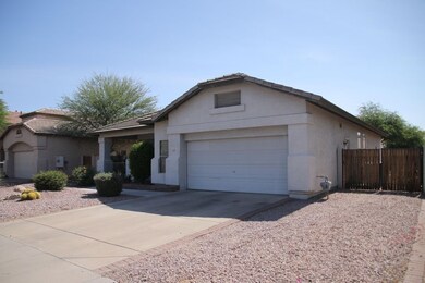 Front of home w/RV Gate