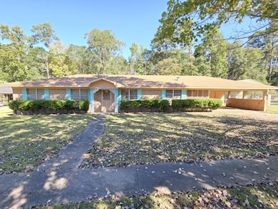 123 Frank Dr, Logansport, LA 71049 - photo 3