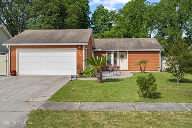 842 Aries Rd W, Jacksonville, FL 32216 - photo 2