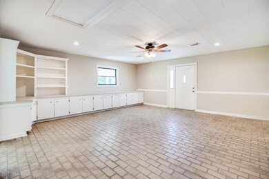 603 N. Severin St-8