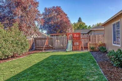 1272 Greentree Way, Central Point, OR 97502 - photo 6