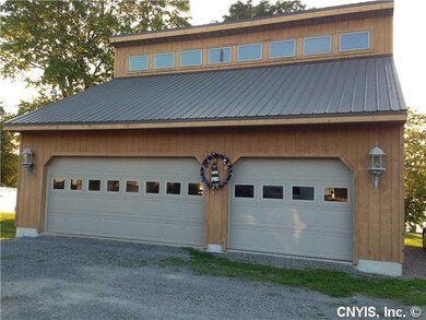Parking Lot/Garage
