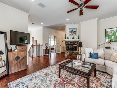 5735 Richmond Ave unit J, Dallas, TX 75206 - photo 5