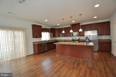 14797 Mason Creek Cir, Woodbridge, VA 22191 - photo 7