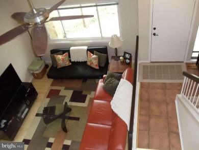 5341 Jennifer Dr, Fairfax, VA 22032 - photo 4