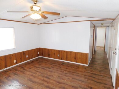 2404 Farmview Ln, Farmington, NM 87401 - photo 5