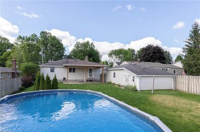 453 W Omar St, Struthers, OH 44471 - photo 2