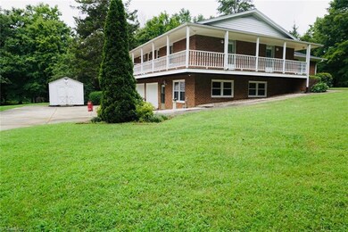 5505 Graymont Dr, Greensboro, NC 27407 - photo 2