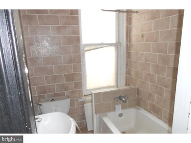 435 N 11th St, Reading, PA 19604 - photo 6