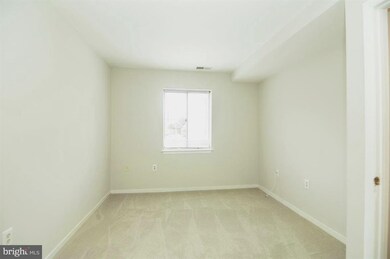 7 W Lee St, Baltimore, MD 21201 - photo 7