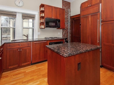 13 Story St unit 38, Cambridge, MA 02138 - photo 2