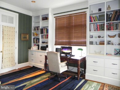 8540 Hill Spring Dr, Lutherville Timonium, MD 21093 - photo 6