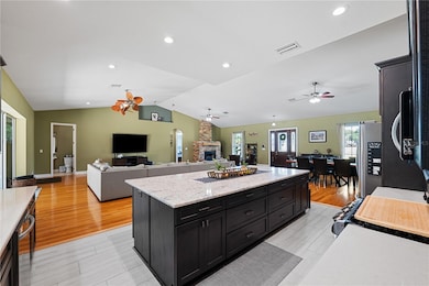 11307 Wagon Trail Run, Lithia, FL 33547 - photo 5