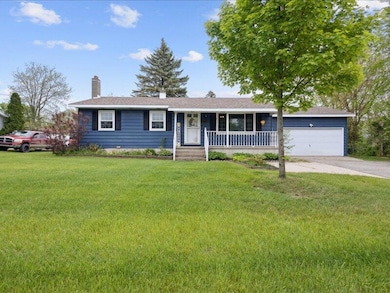 04-1055-N-Hudson-St-SE-Lowell-MI-49331-W