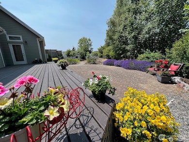 1561 Ocean View Ln, Point Roberts, WA 98281 - photo 3