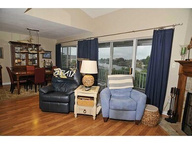 Den/Family/Great Room.