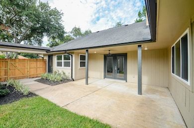 Plenty of room for outdoor entertaining on the cov