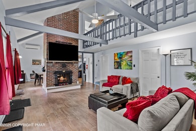 230 Greenbriar Cir, Tobyhanna, PA 18466 - photo 6