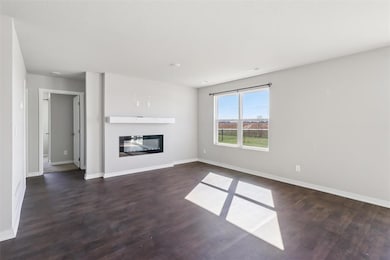 1016 35th St SW, Altoona, IA 50009 - photo 5