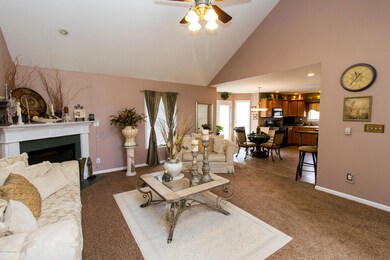 6900 Catalpa Springs Dr, Louisville, KY 40228 - photo 7