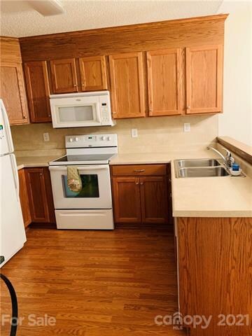 911 Barracuda Loop, Statesville, NC 28677 - photo 4