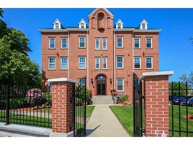 169 George St unit 103, Pawtucket, RI 02860 - photo 2