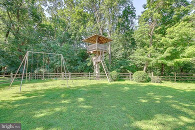 128 E Walnut St, Perkasie, PA 18944 - photo 5