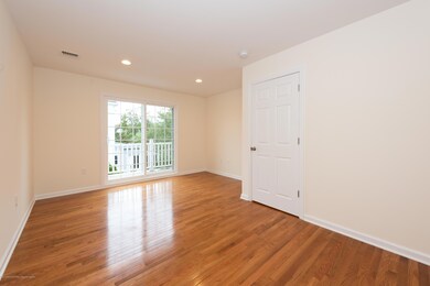 34 2nd St unit 2, Keyport, NJ 07735 - photo 5
