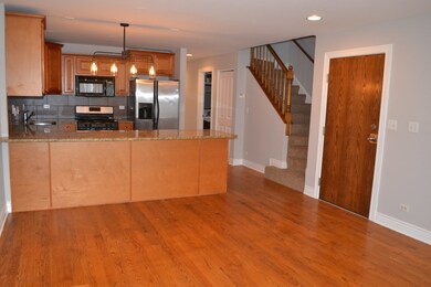 5652 W 63rd St unit 3W, Chicago, IL 60638 - photo 3