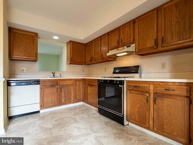 202 Gregg Ave, Reading, PA 19611 - photo 5