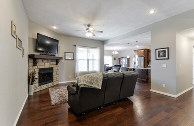 645 Maplewood Hills Dr, Nixa, MO 65714 - photo 4