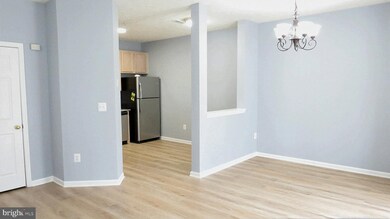 8220 Barrington Ct, Severn, MD 21144 - photo 5