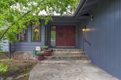 1763 SW Parkway Dr, Redmond, OR 97756 - photo 3