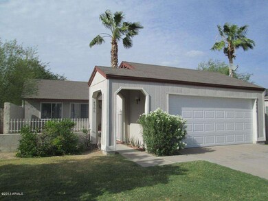 HouseFront2