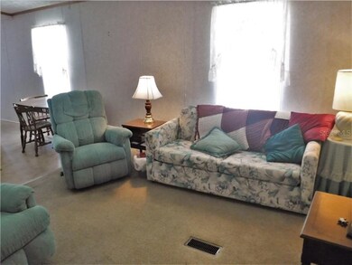 Cozy, bright Living room