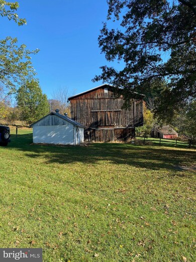 9115 Myersville Rd, Myersville, MD 21773 - photo 2