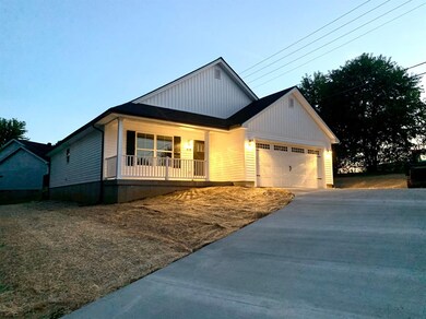 116 Murifield Ct, Frankfort, KY 40601 - photo 2