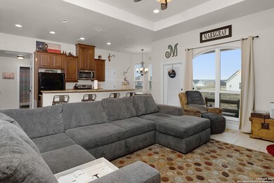 103 Muirfield St, La Vernia, TX 78121 - photo 5