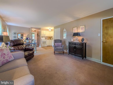 4701 Pennell Rd unit A1, Aston, PA 19014 - photo 5