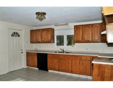 200 Huntsbridge Rd, North Attleboro, MA 02760 - photo 3