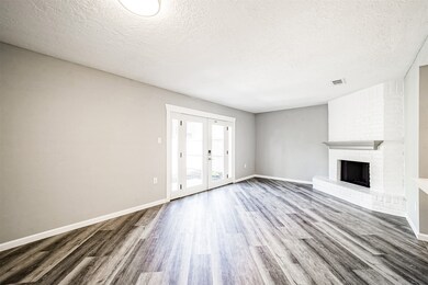 3930 Laura Leigh Dr, Friendswood, TX 77546 - photo 7