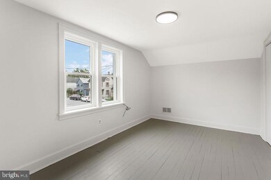 405 W Queen St, Chambersburg, PA 17201 - photo 6