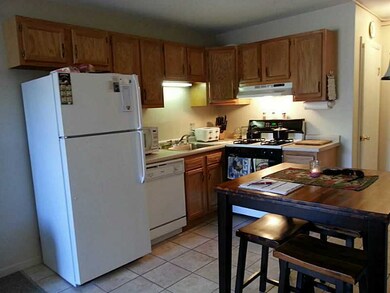 3940 Post Rd unit 4, Warwick, RI 02886 - photo 6
