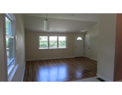 16 Empire St, Shrewsbury, MA 01545 - photo 3