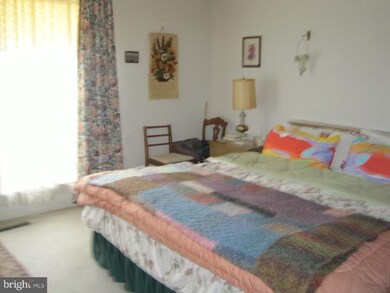 7C Dennison Dr, East Windsor, NJ 08520 - photo 6