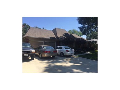 702 NW 12th St, Blue Springs, MO 64015 - photo 3