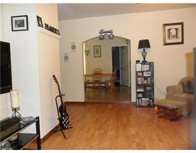 65 Pleasant St, Mechanic Falls, ME 04256 - photo 4