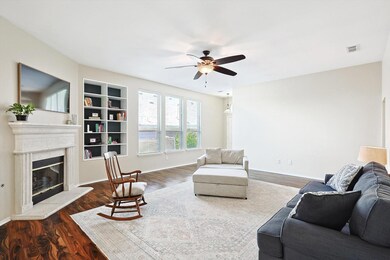 2612 Hilcroft Ave, Denton, TX 76210 - photo 5