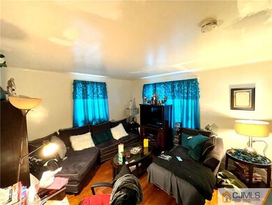 66 Mitchell Ave, New Brunswick, NJ 08901 - photo 2